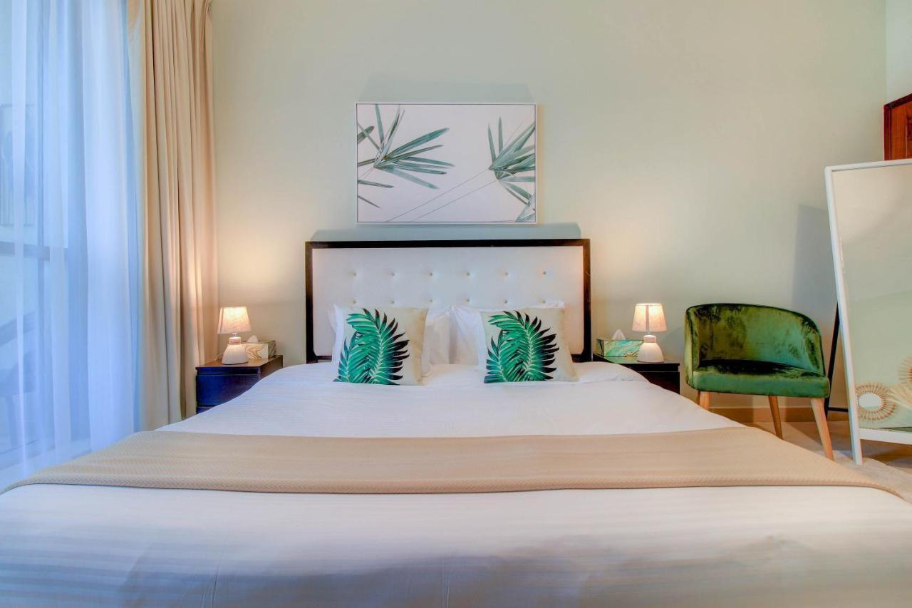 Durrani Homes - Luxurious Studio Near Dubai Mall With Pool View المظهر الخارجي الصورة